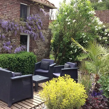 Manoir Francis Bed & Breakfast