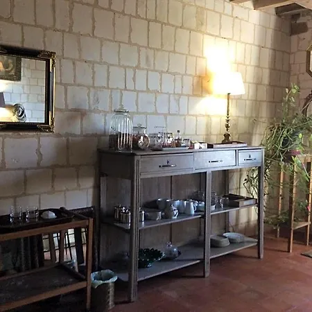 Manoir Francis Bed & Breakfast 3*