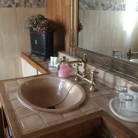 Manoir Francis 3*
