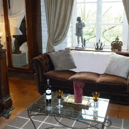 Manoir Francis Bed & Breakfast